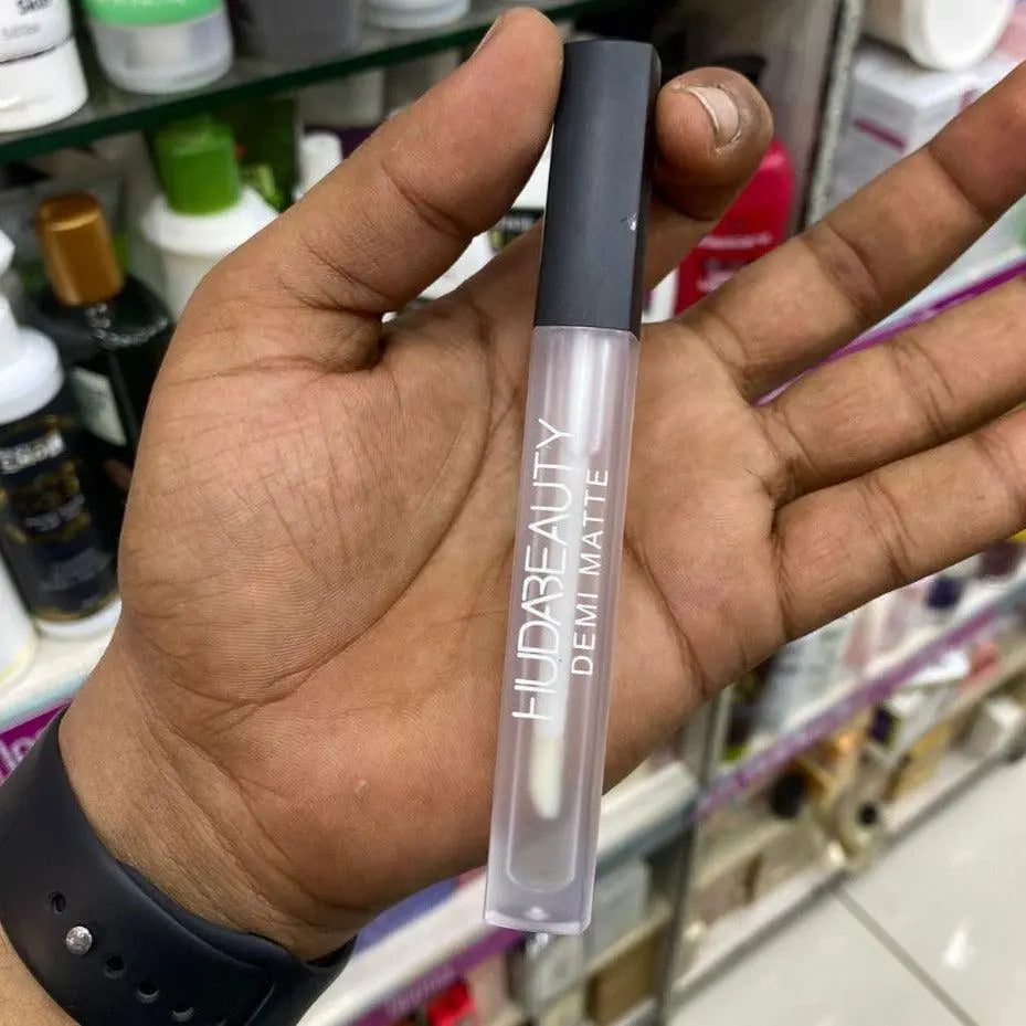 Huda Transperent Lip Gloss Huda Beauty