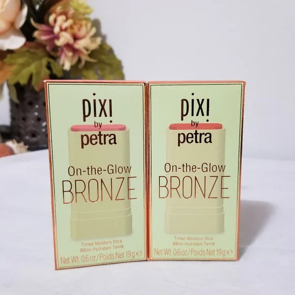 Pixi On the Glow bronze - ( Beach Glow bronze blush ) and soft Glow