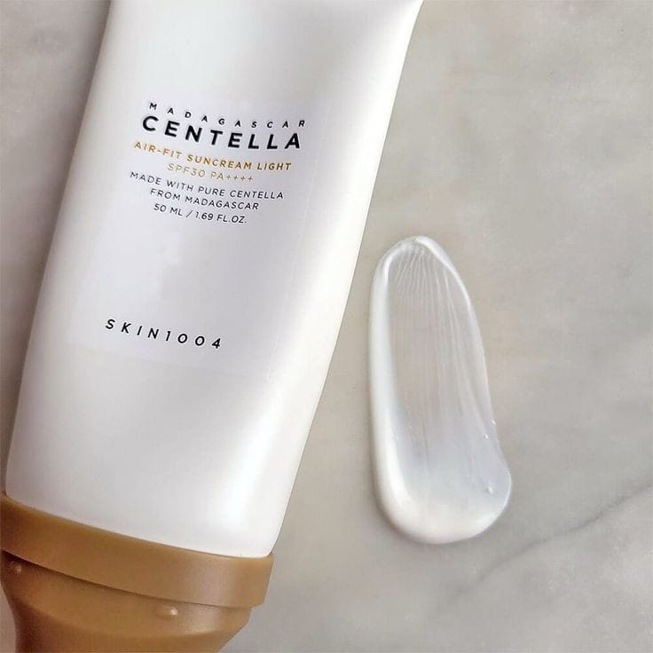 Skin1004 Madagascar - Centella Air-Fit Suncream Light SPF30 PA++++ 50ml - BeautyLabel